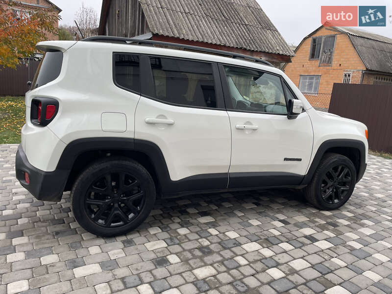 Внедорожник / Кроссовер Jeep Renegade 2017 в Лубнах