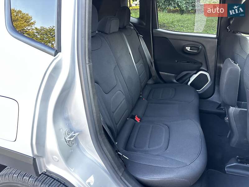 Внедорожник / Кроссовер Jeep Renegade 2018 в Хмельницком