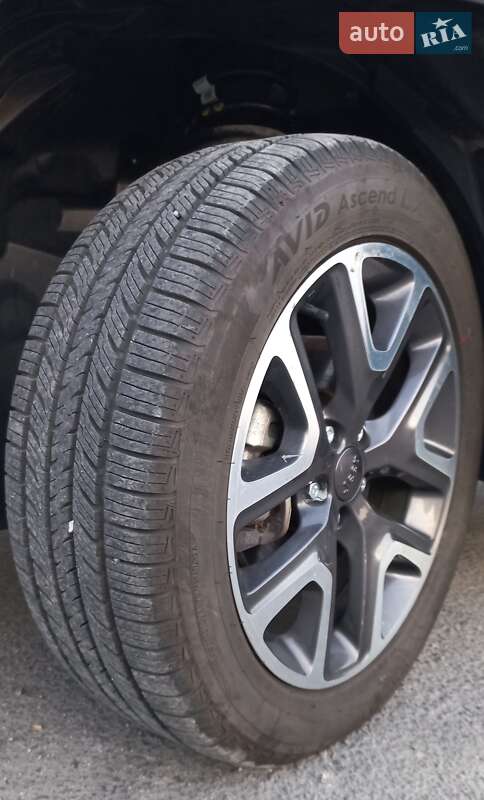 Внедорожник / Кроссовер Jeep Renegade 2018 в Хмельницком