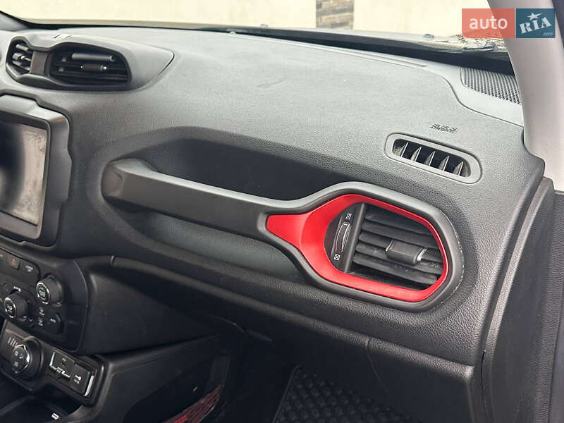 Позашляховик / Кросовер Jeep Renegade 2019 в Хмельницькому фото 46 Позашляховик / Кросовер Jeep Renegade 2019 в Хмельницькому