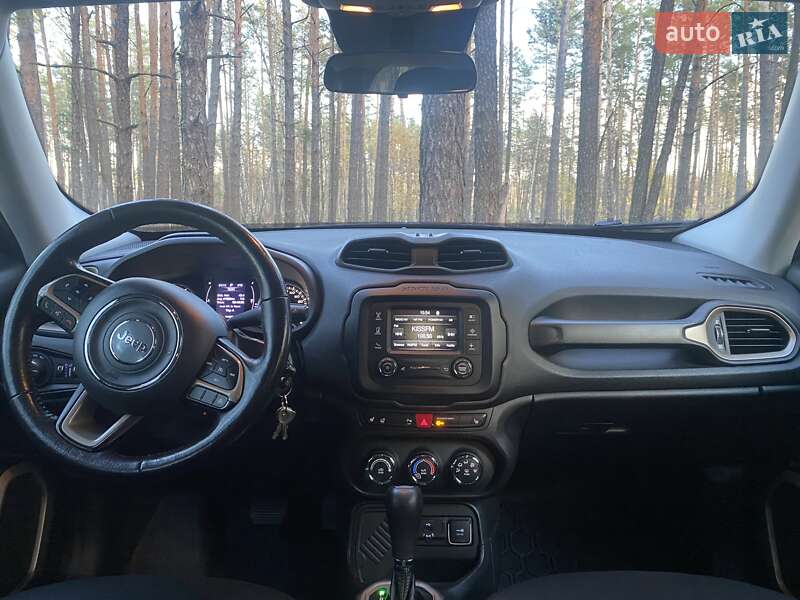 Позашляховик / Кросовер Jeep Renegade 2016 в Києві