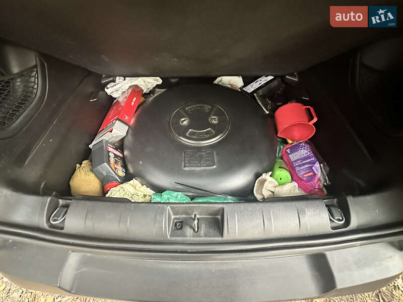 Позашляховик / Кросовер Jeep Renegade 2017 в Хмельницькому фото 44 Позашляховик / Кросовер Jeep Renegade 2017 в Хмельницькому