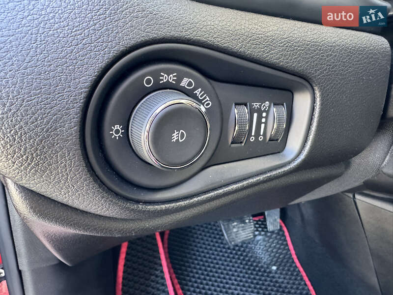 Позашляховик / Кросовер Jeep Renegade 2020 в Івано-Франківську фото 21 Позашляховик / Кросовер Jeep Renegade 2020 в Івано-Франківську