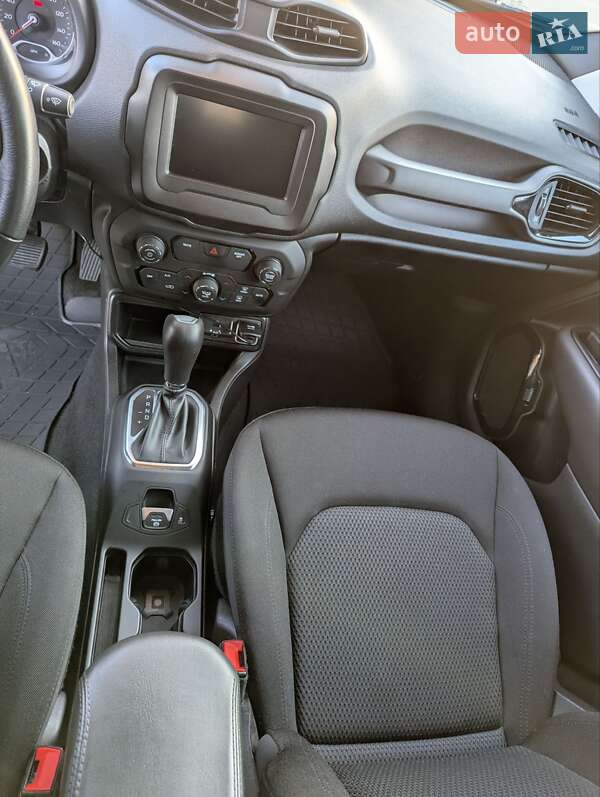 Внедорожник / Кроссовер Jeep Renegade 2020 в Киеве фото 23 Внедорожник / Кроссовер Jeep Renegade 2020 в Киеве