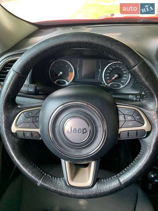 Внедорожник / Кроссовер Jeep Renegade 2015 в Борисполе