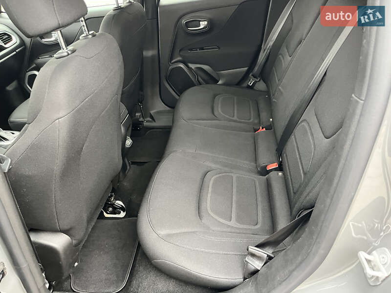 Внедорожник / Кроссовер Jeep Renegade 2019 в Василькове фото 47 Внедорожник / Кроссовер Jeep Renegade 2019 в Василькове