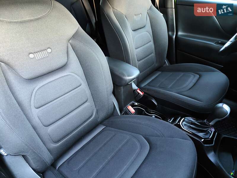 Внедорожник / Кроссовер Jeep Renegade 2017 в Киеве фото 54 Внедорожник / Кроссовер Jeep Renegade 2017 в Киеве