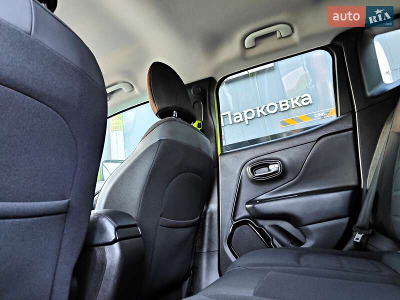 Внедорожник / Кроссовер Jeep Renegade 2017 в Киеве фото 49 Внедорожник / Кроссовер Jeep Renegade 2017 в Киеве