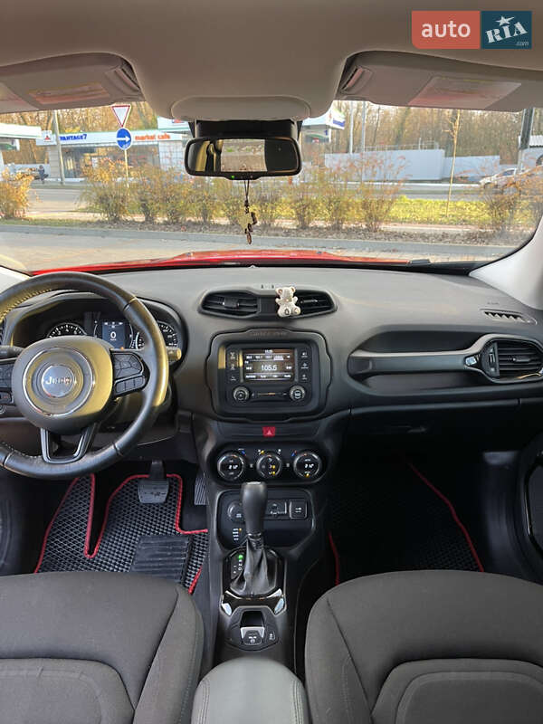 Внедорожник / Кроссовер Jeep Renegade 2017 в Броварах