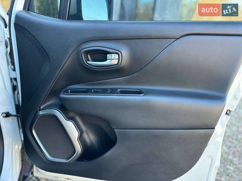 Внедорожник / Кроссовер Jeep Renegade 2018 в Львове