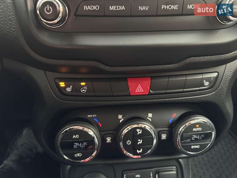 Внедорожник / Кроссовер Jeep Renegade 2016 в Виннице