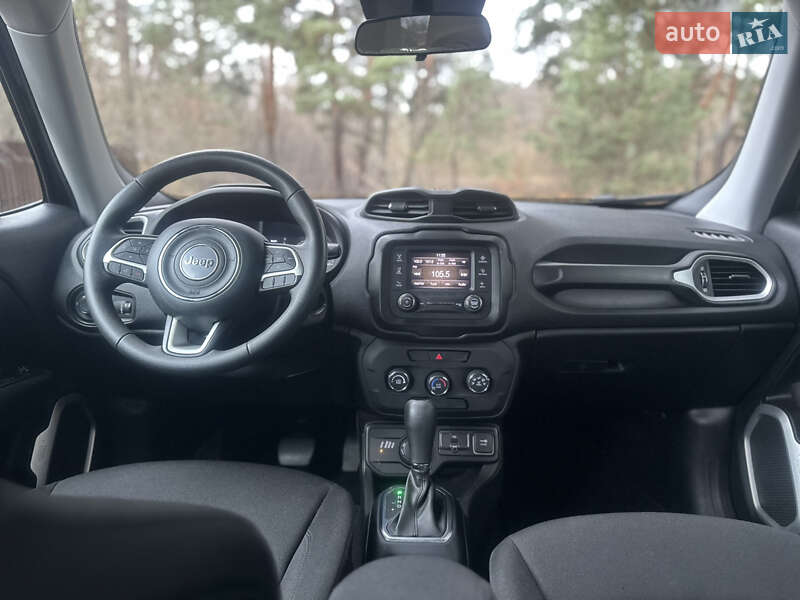 Внедорожник / Кроссовер Jeep Renegade 2017 в Киеве