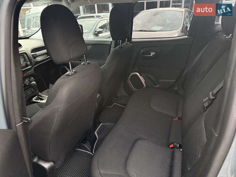 Позашляховик / Кросовер Jeep Renegade 2017 в Житомирі