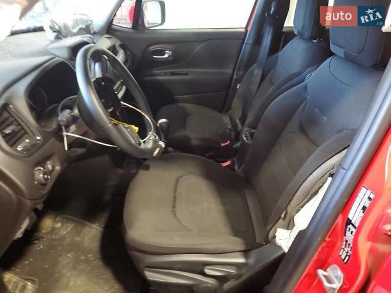 Позашляховик / Кросовер Jeep Renegade 2016 в Львові