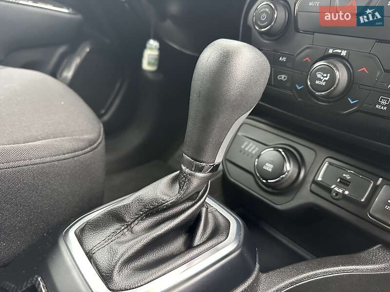 Внедорожник / Кроссовер Jeep Renegade 2018 в Хмельницком фото 55 Внедорожник / Кроссовер Jeep Renegade 2018 в Хмельницком