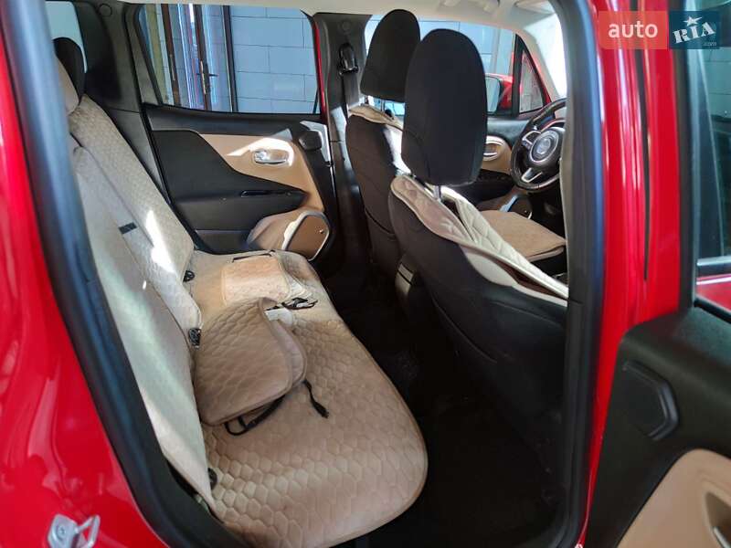 Внедорожник / Кроссовер Jeep Renegade 2016 в Полтаве фото 4 Внедорожник / Кроссовер Jeep Renegade 2016 в Полтаве