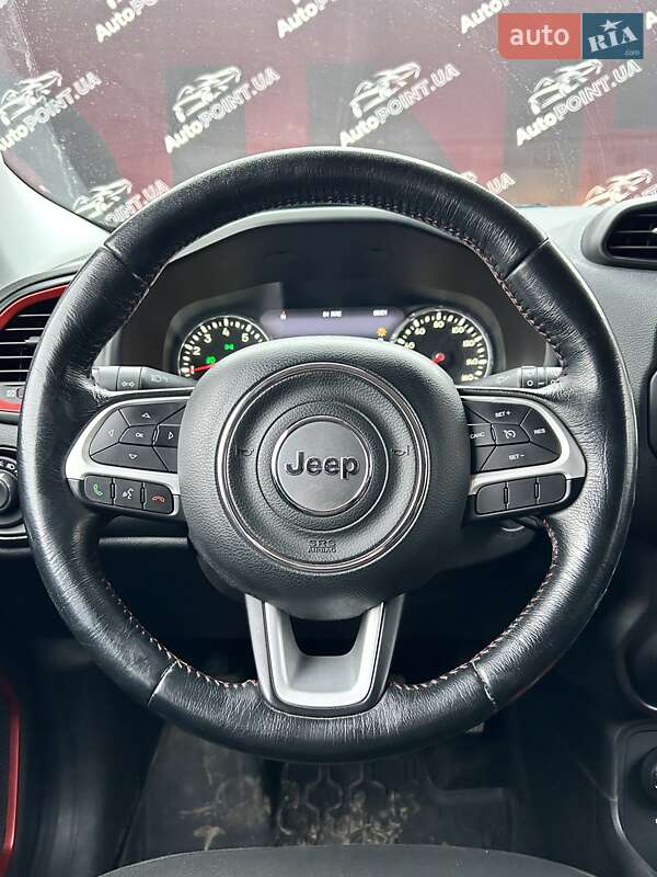 Внедорожник / Кроссовер Jeep Renegade 2015 в Сумах