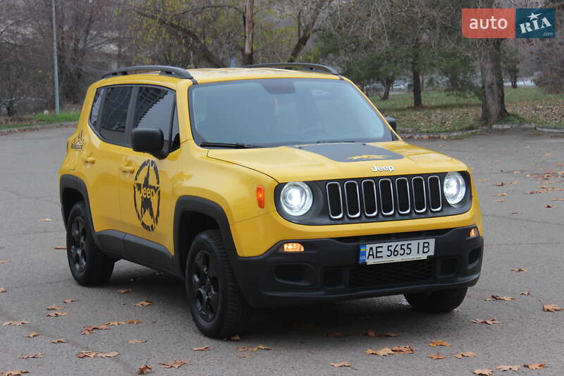 Позашляховик / Кросовер Jeep Renegade 2016 в Дніпрі фото 5 Позашляховик / Кросовер Jeep Renegade 2016 в Дніпрі