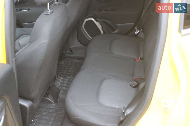 Позашляховик / Кросовер Jeep Renegade 2016 в Дніпрі фото 21 Позашляховик / Кросовер Jeep Renegade 2016 в Дніпрі