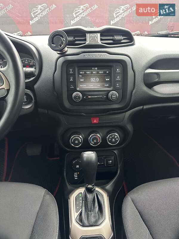 Внедорожник / Кроссовер Jeep Renegade 2016 в Сумах