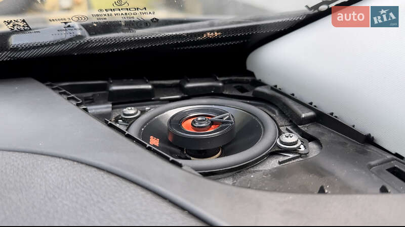 Внедорожник / Кроссовер Jeep Renegade 2015 в Львове фото 27 Внедорожник / Кроссовер Jeep Renegade 2015 в Львове