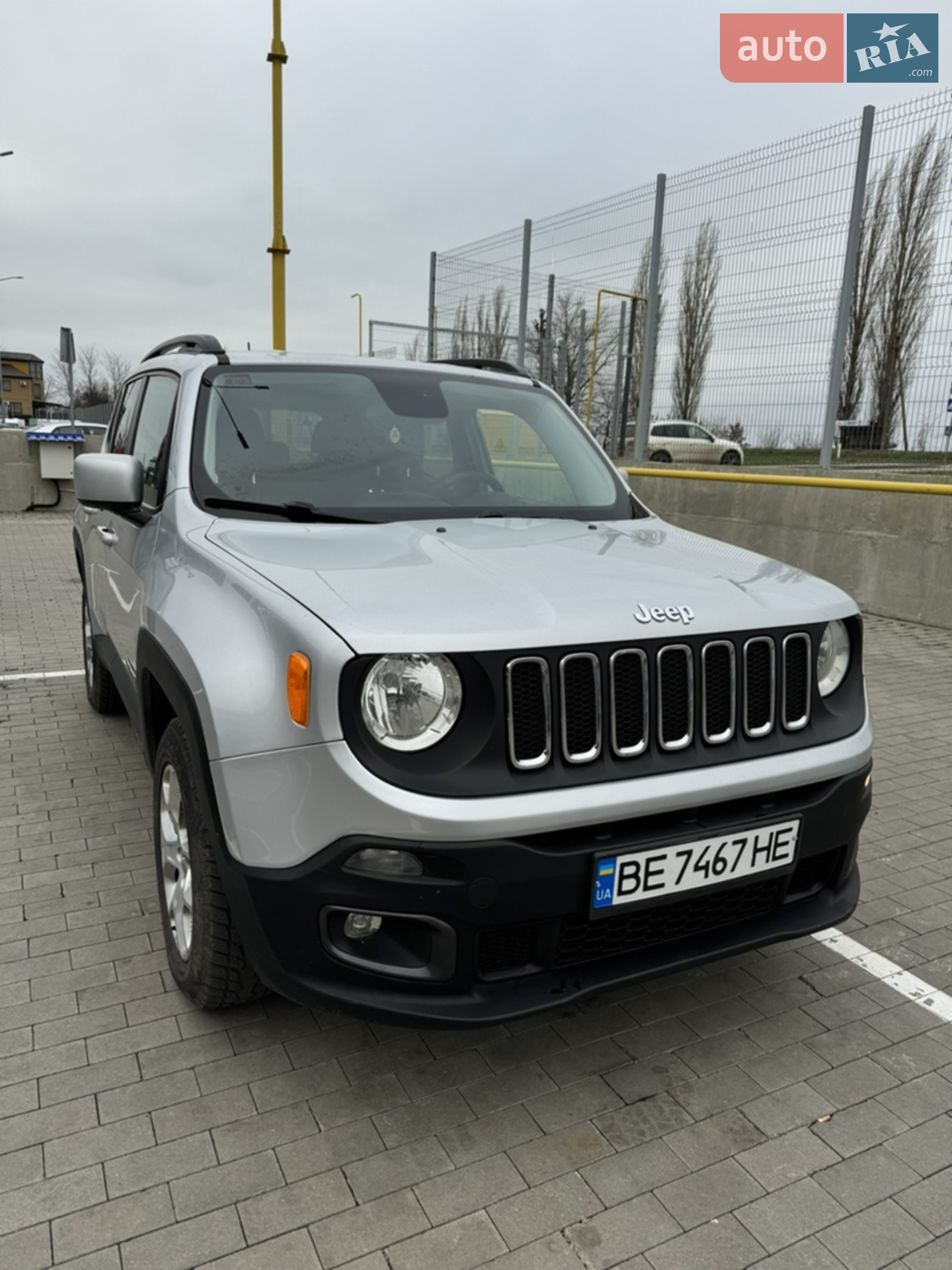 2016 Jeep Renegade - мініатюра 2