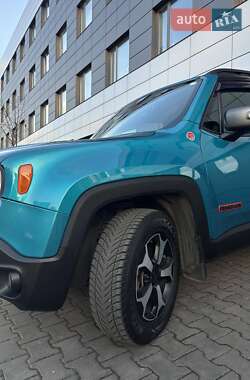 Внедорожник / Кроссовер Jeep Renegade 2021 в Киеве