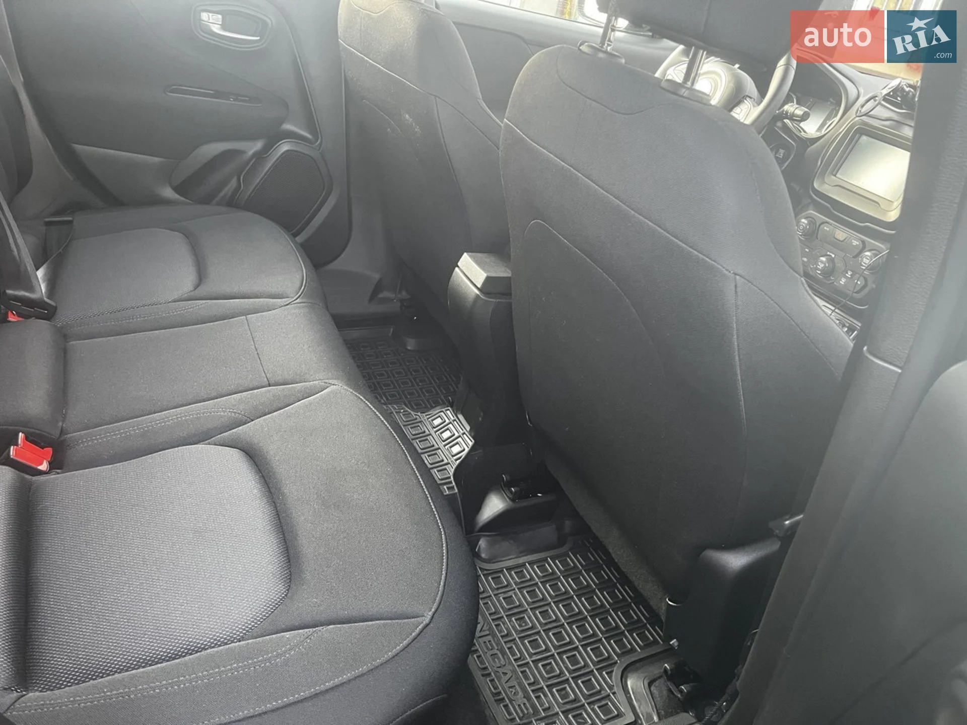 2019 Jeep Renegade - мініатюра 20