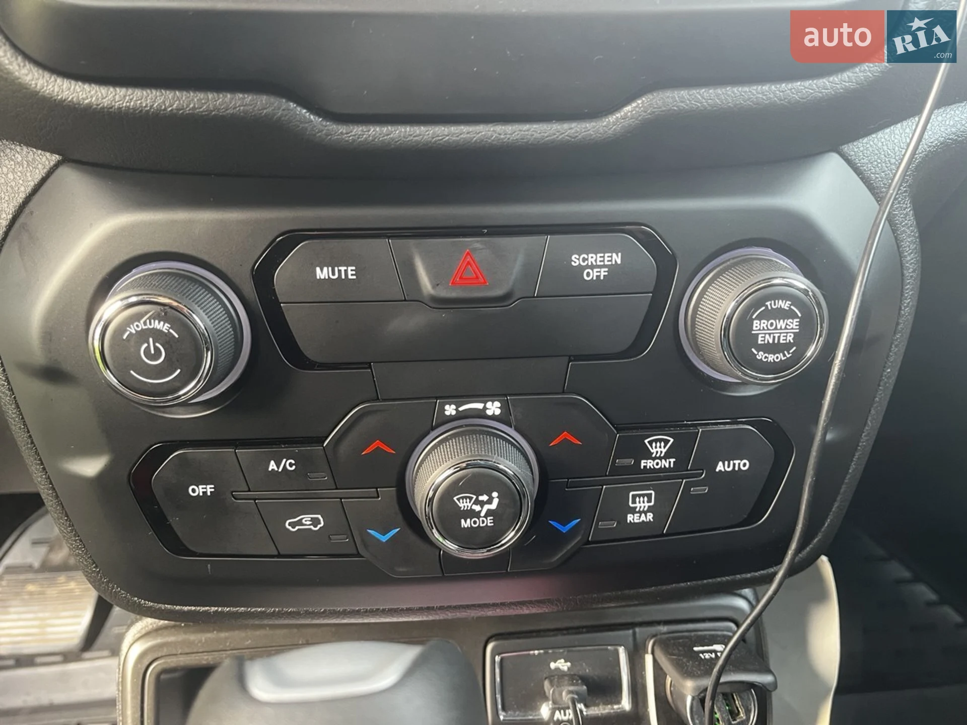 2019 Jeep Renegade - мініатюра 23