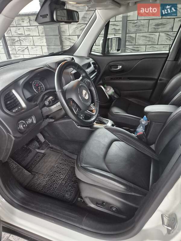 Внедорожник / Кроссовер Jeep Renegade 2019 в Ровно