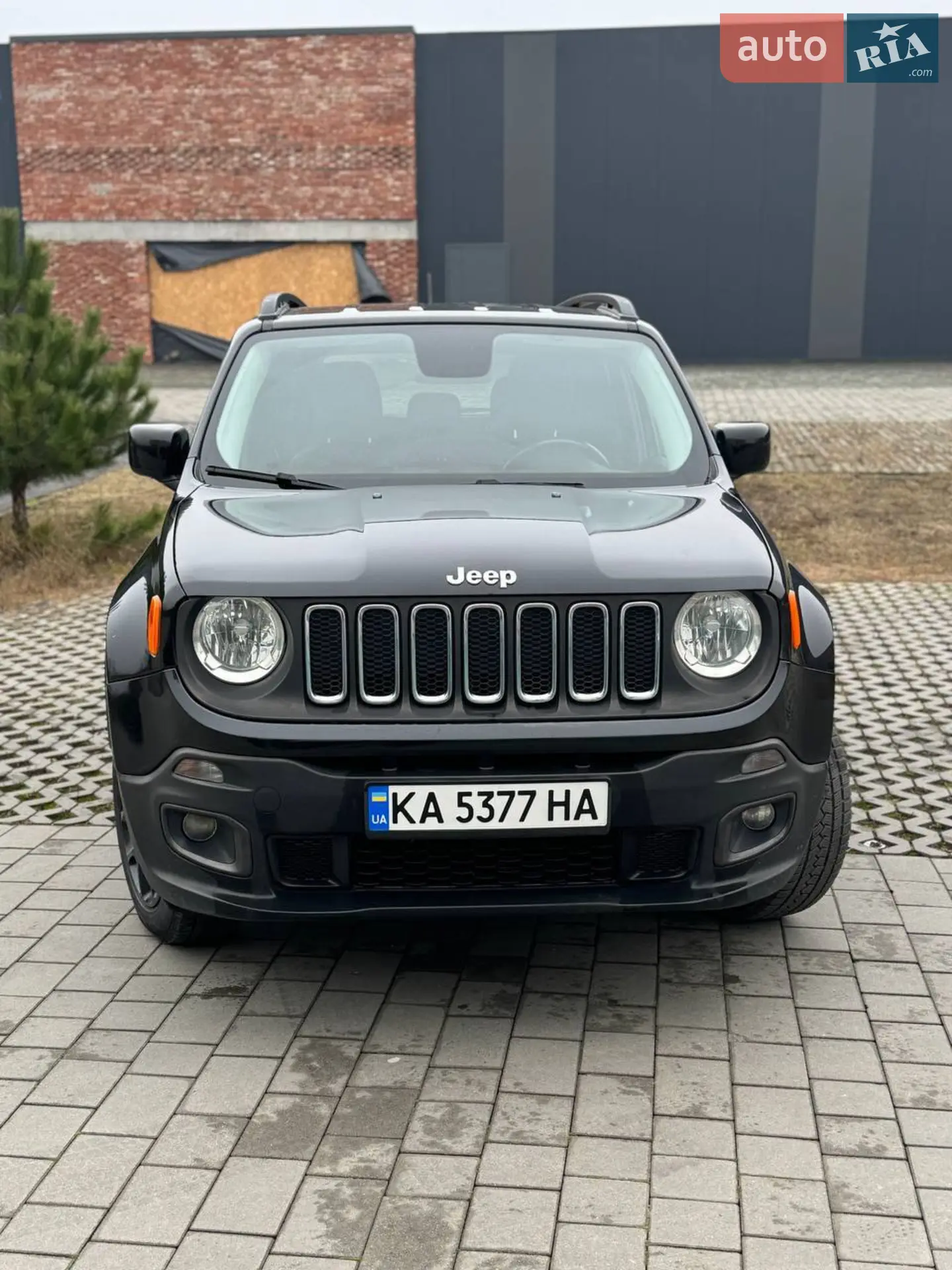 2016 Jeep Renegade - мініатюра 4