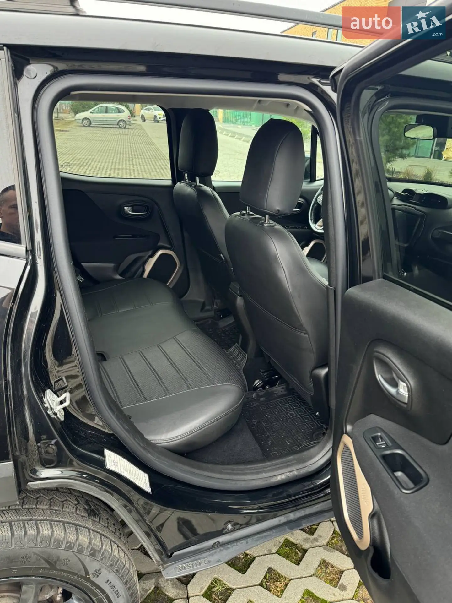 2016 Jeep Renegade - мініатюра 11