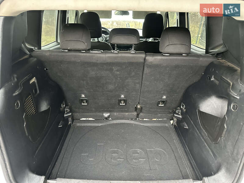 Позашляховик / Кросовер Jeep Renegade 2020 в Львові фото 5 Позашляховик / Кросовер Jeep Renegade 2020 в Львові