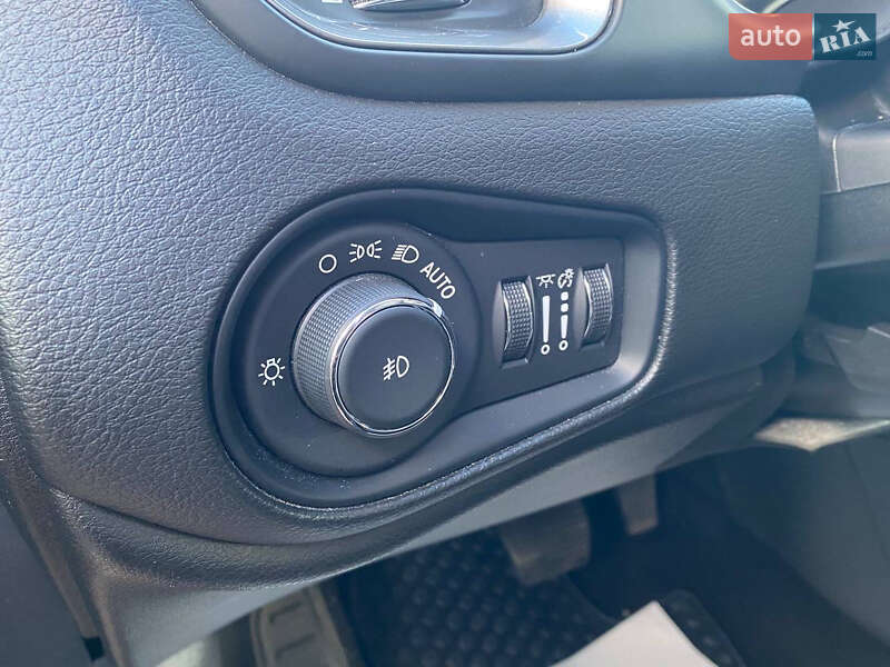 Позашляховик / Кросовер Jeep Renegade 2022 в Житомирі фото 24 Позашляховик / Кросовер Jeep Renegade 2022 в Житомирі