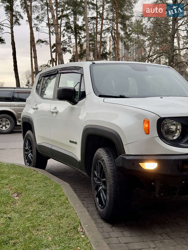 Внедорожник / Кроссовер Jeep Renegade 2018 в Киеве фото 5 Внедорожник / Кроссовер Jeep Renegade 2018 в Киеве