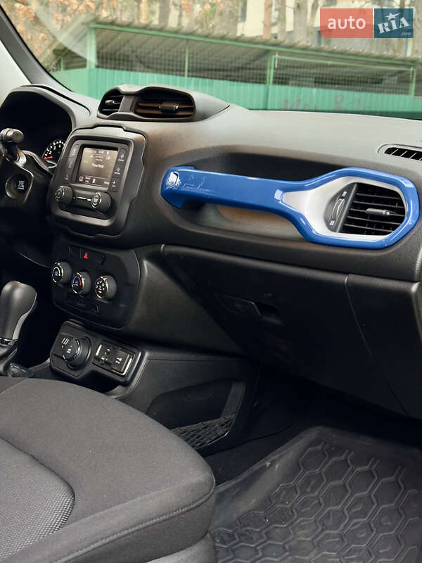 Внедорожник / Кроссовер Jeep Renegade 2018 в Киеве фото 28 Внедорожник / Кроссовер Jeep Renegade 2018 в Киеве