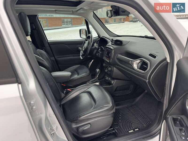 Позашляховик / Кросовер Jeep Renegade 2017 в Києві