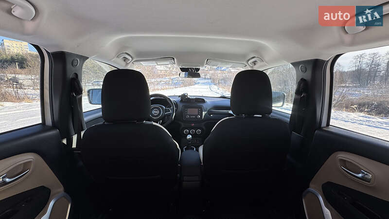 Позашляховик / Кросовер Jeep Renegade 2015 в Львові фото 17 Позашляховик / Кросовер Jeep Renegade 2015 в Львові