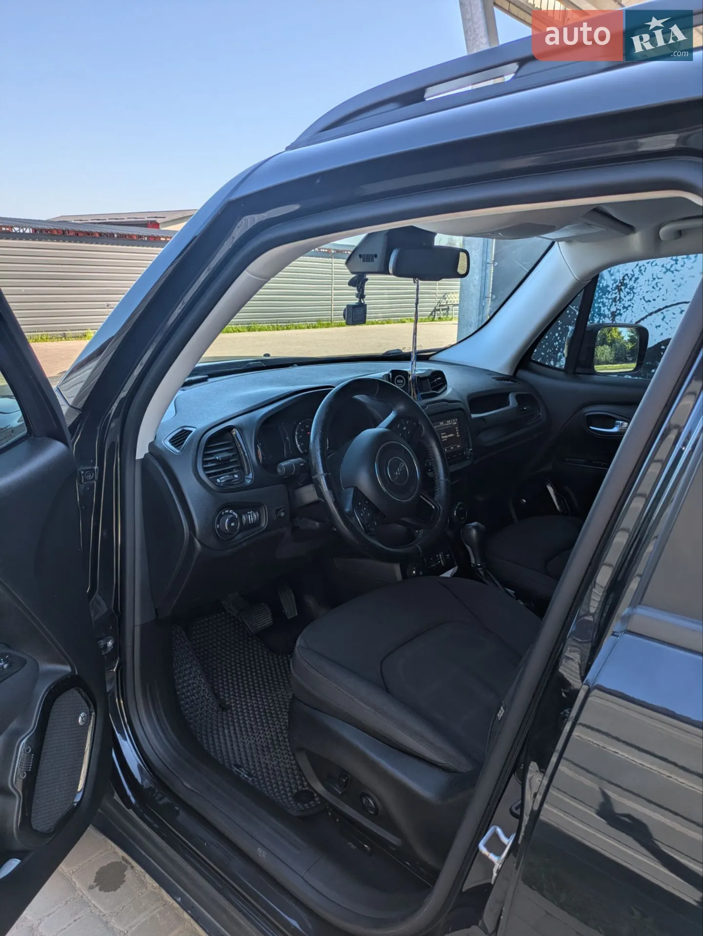 2016 Jeep Renegade - мініатюра 18