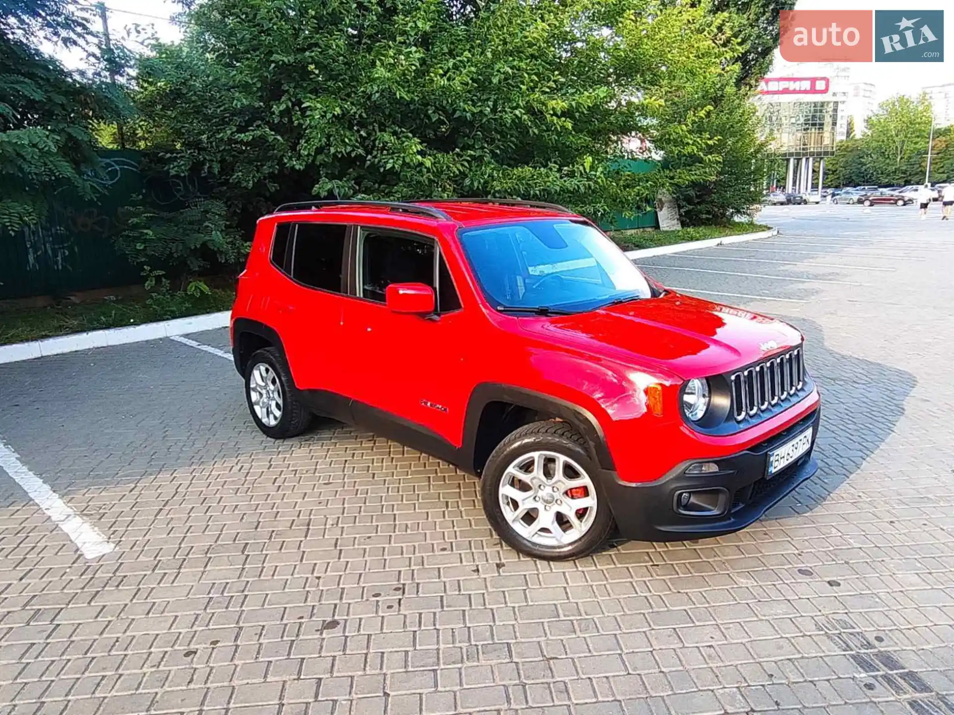 2017 Jeep Renegade - мініатюра 8