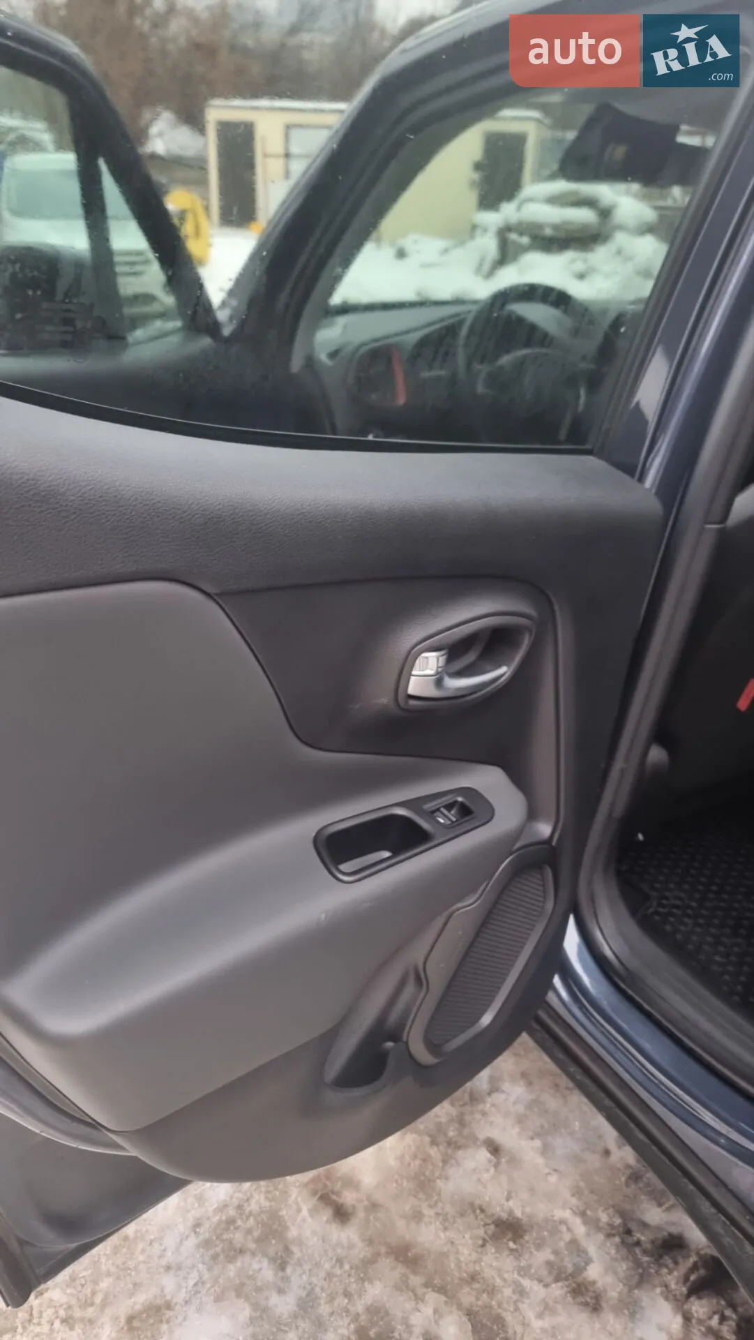 2019 Jeep Renegade - мініатюра 35