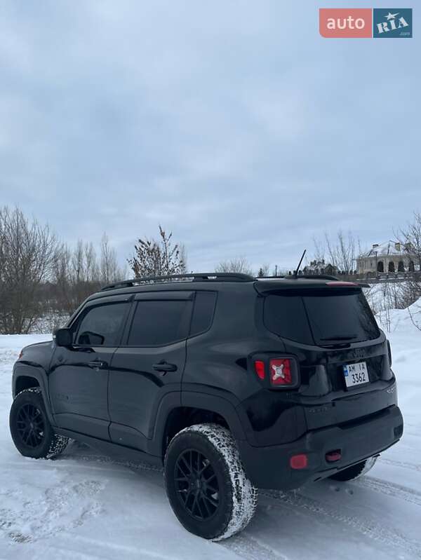 Внедорожник / Кроссовер Jeep Renegade 2017 в Бердичеве