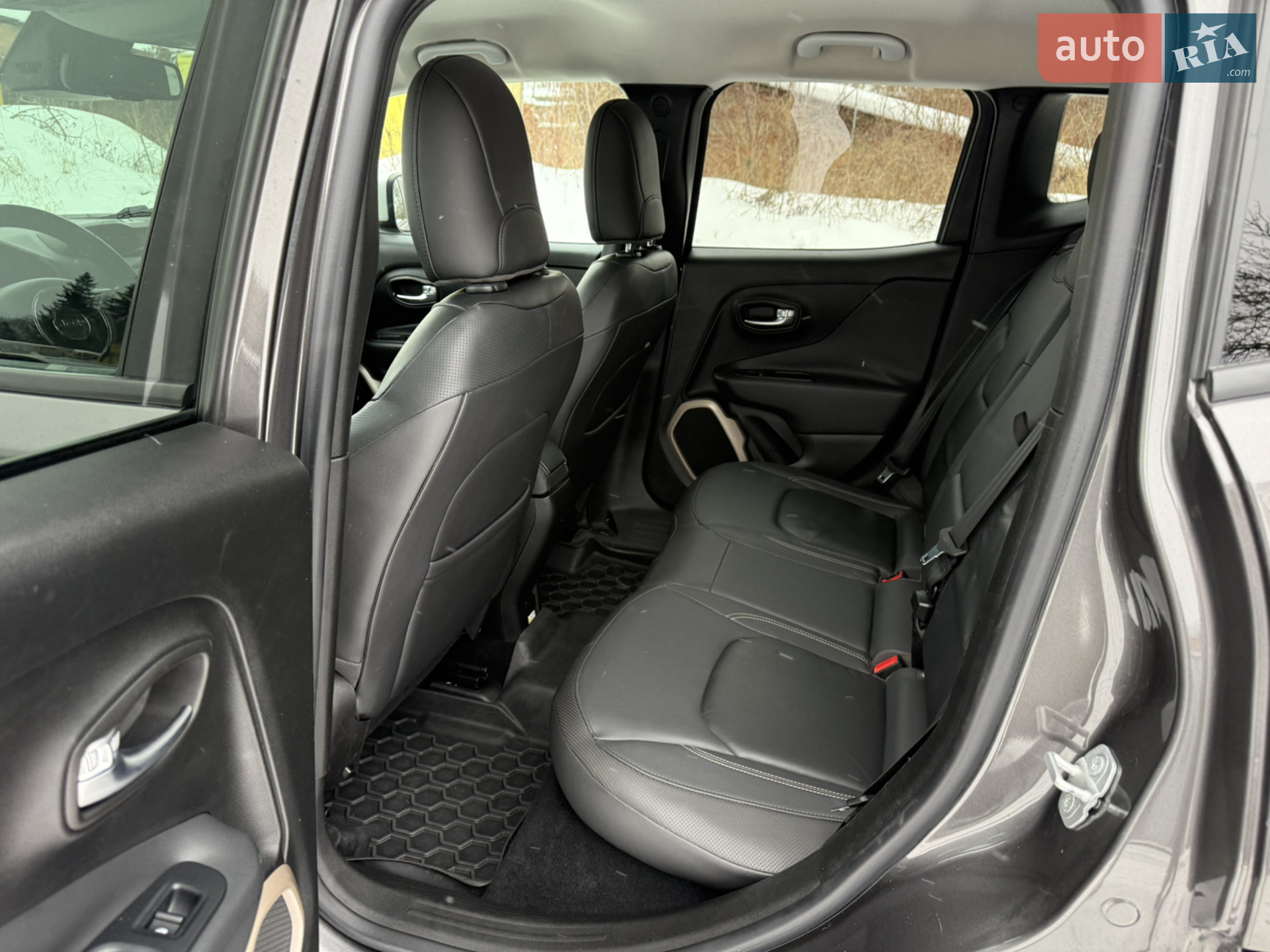 2016 Jeep Renegade - мініатюра 17