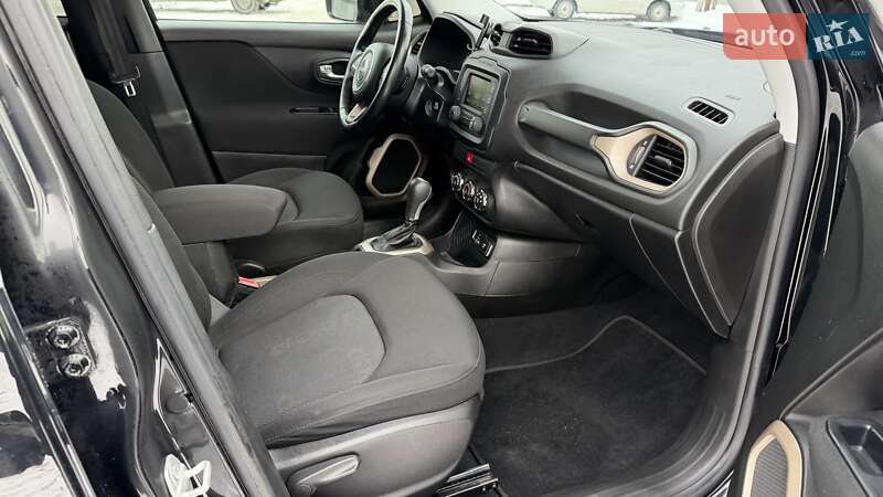 Внедорожник / Кроссовер Jeep Renegade 2016 в Киеве