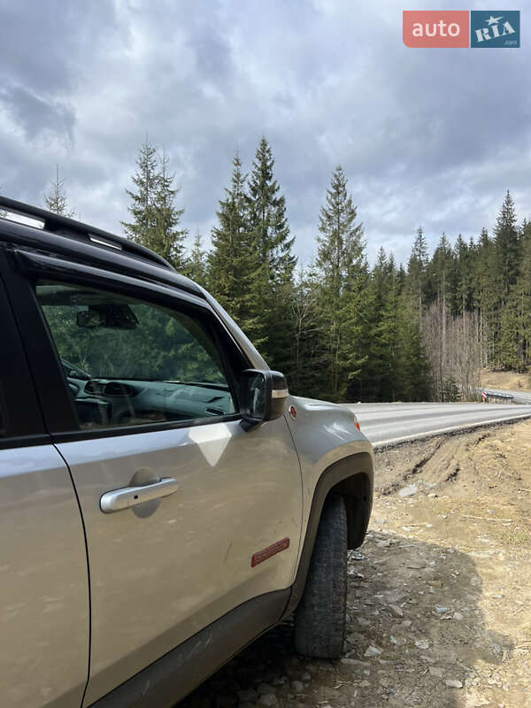 Внедорожник / Кроссовер Jeep Renegade 2018 в Косове