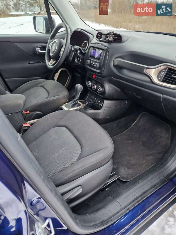 Внедорожник / Кроссовер Jeep Renegade 2017 в Киеве