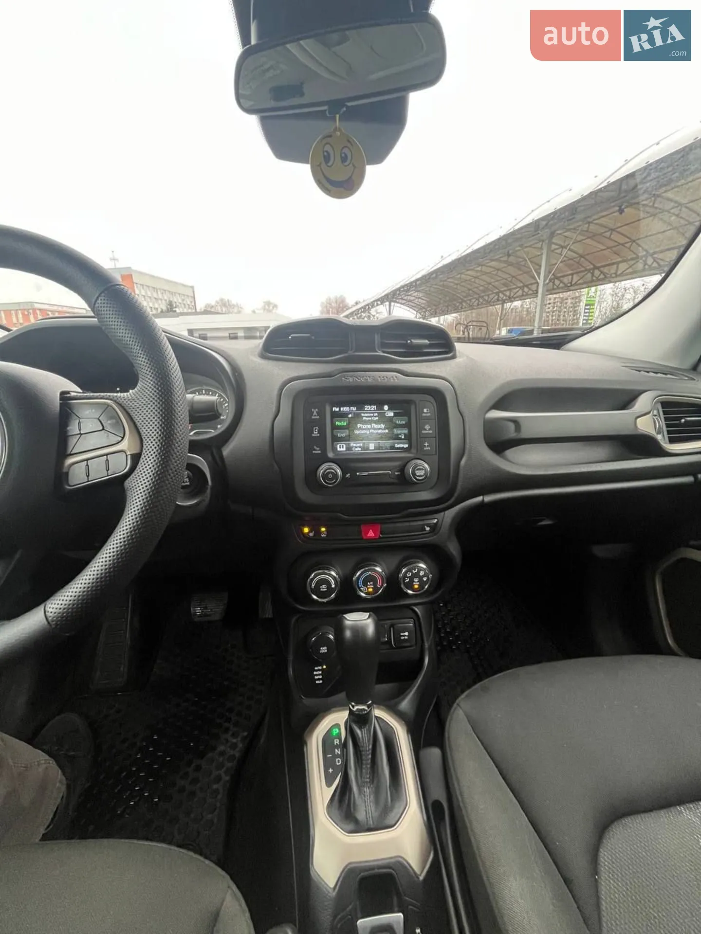2015 Jeep Renegade - мініатюра 15