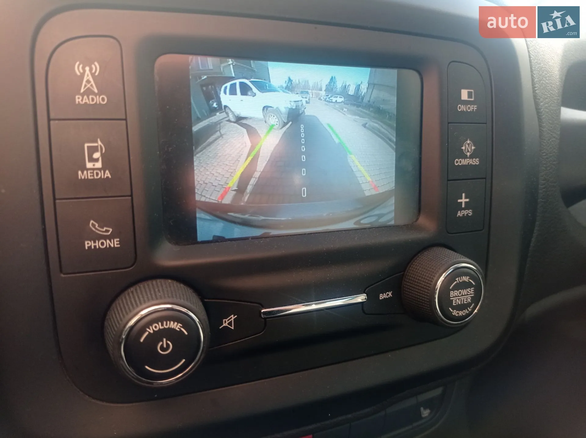 2015 Jeep Renegade - мініатюра 17