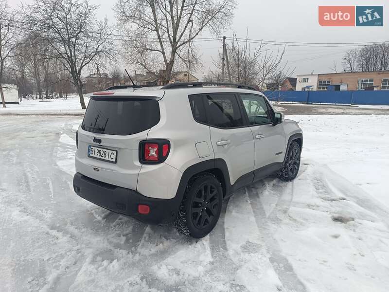 Внедорожник / Кроссовер Jeep Renegade 2017 в Полтаве