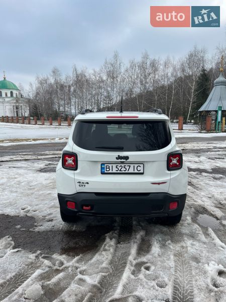 Внедорожник / Кроссовер Jeep Renegade 2015 в Диканьке
